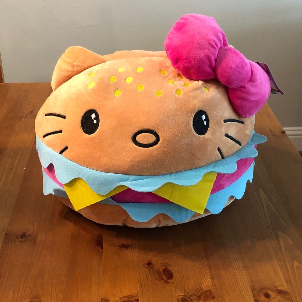 NWT 12-inch Sanrio Hello Kitty Burger Plush in Pink, Tan, Blue, Yellow